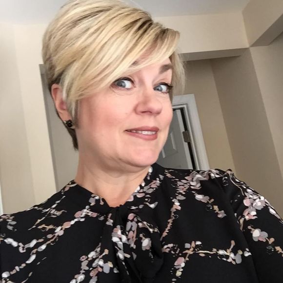 Meet your Posher, Tracey - Picture 1 of 1